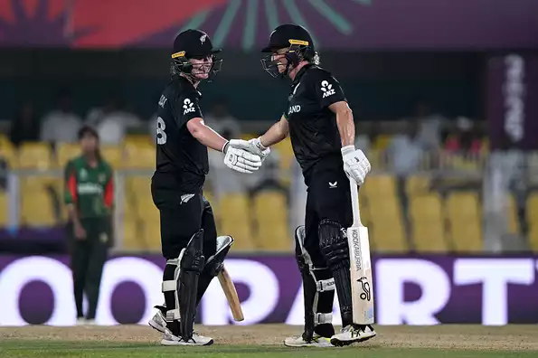 Brooke Halliday and Sophie Devine celebrate partnership for New Zealand in Women's World Cup 2025"